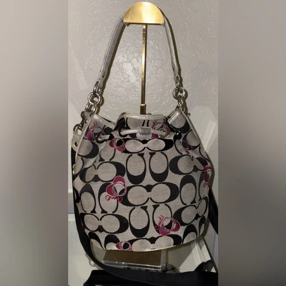 COACH SIGNATURE POPPY DRAWSTRING BUCKET CROSSBODY HANDBAG W/ HANGTAG CHARM RARE - Picture 11 of 15